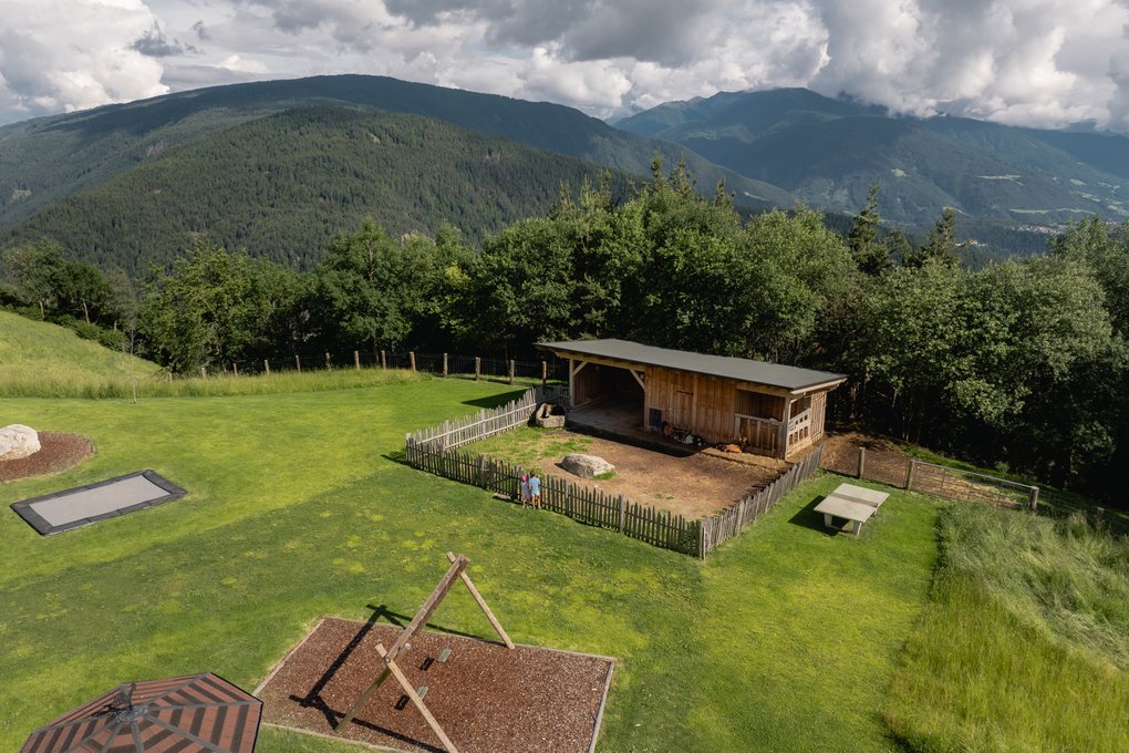 Holidays with children in South Tyrol: Huberhof Holidays with children in South Tyrol: Huberhof