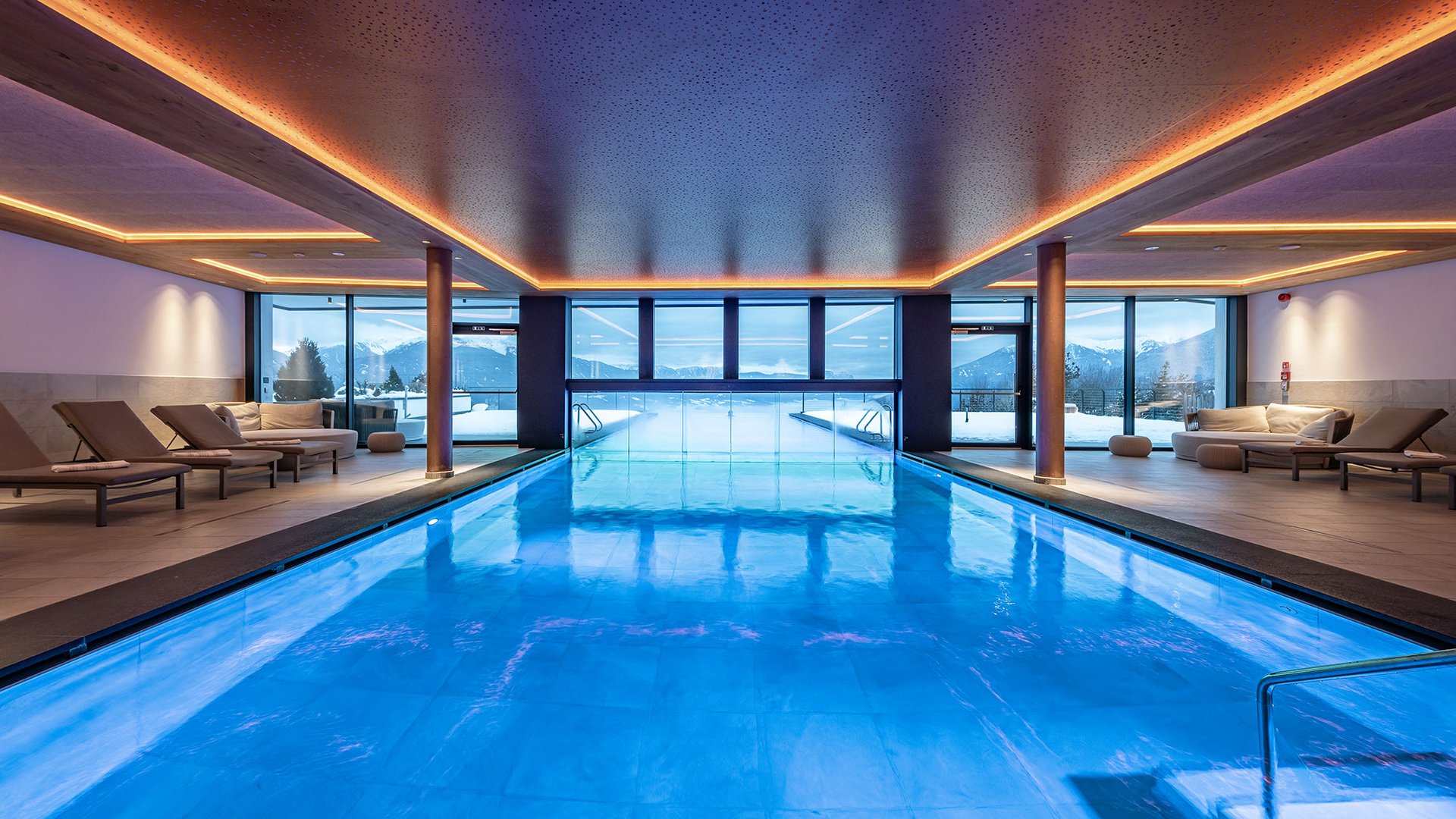 100% di raccomandazioni e 6.0 soli su HolidayCheck 100% di raccomandazioni e 6.0 soli su HolidayCheck