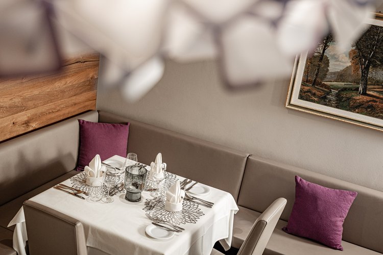 Huberhof „green deal“ for future. Unser Nachhaltigkeitskonzept im Panoramahotel Huberhof. Huberhof „green deal“ for future. Unser Nachhaltigkeitskonzept im Panoramahotel Huberhof.