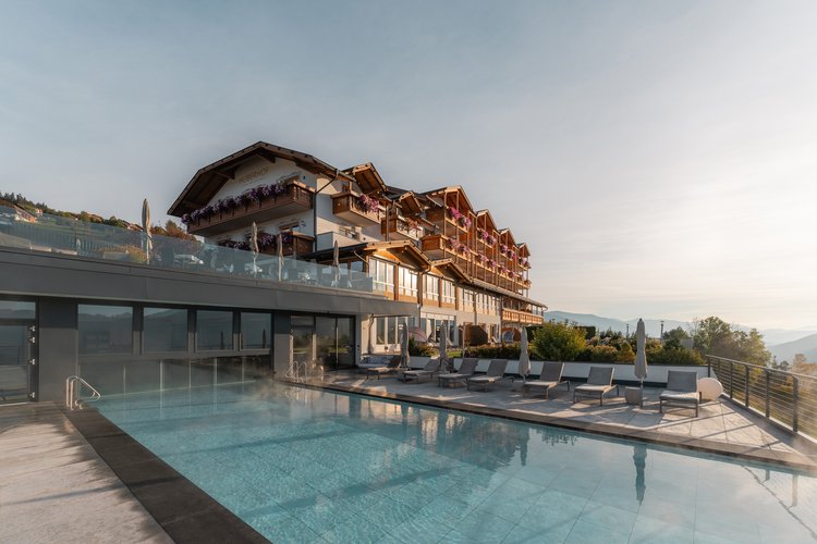 Huberhof „green deal“ for future. Unser Nachhaltigkeitskonzept im Panoramahotel Huberhof. Huberhof „green deal“ for future. Unser Nachhaltigkeitskonzept im Panoramahotel Huberhof.