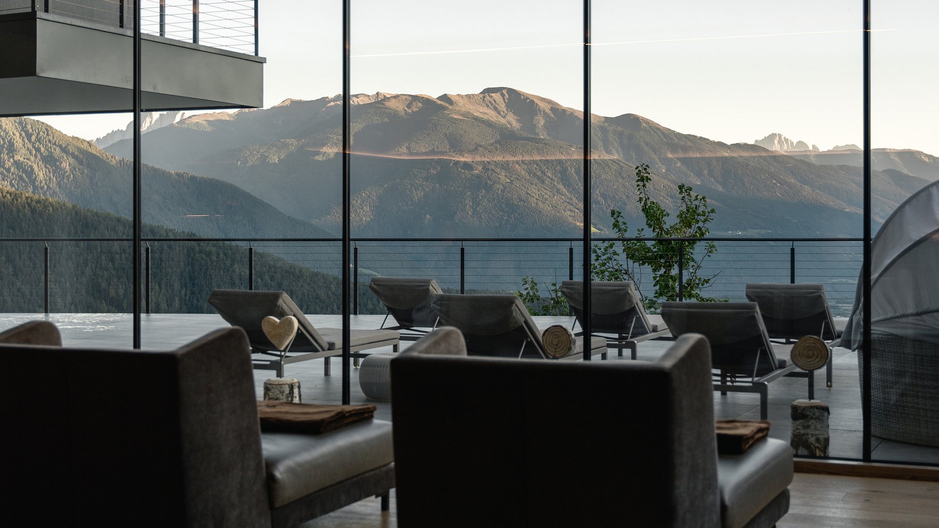 Infinity pool in Alto Adige e tanto altro Infinity pool in Alto Adige e tanto altro