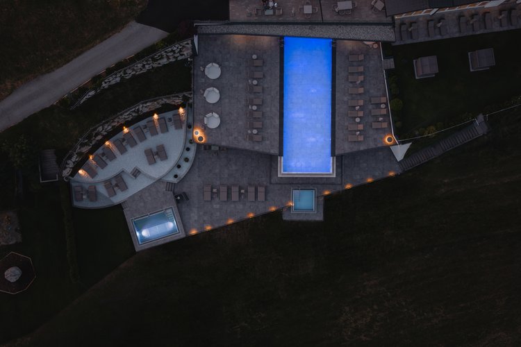 Huberhof „green deal“ for future. Unser Nachhaltigkeitskonzept im Panoramahotel Huberhof. Huberhof „green deal“ for future. Unser Nachhaltigkeitskonzept im Panoramahotel Huberhof.